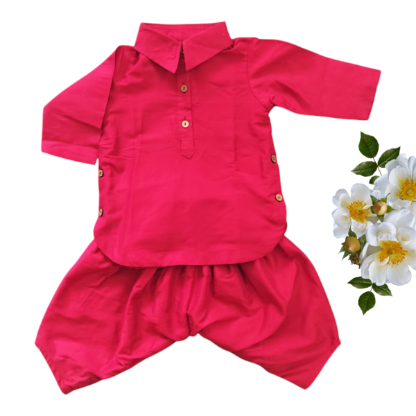 Boys’ red Pathani kurta pajama set with wooden buttons – traditional ethnic outfit for kids
